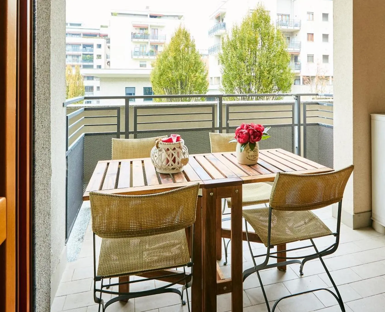 Il Comfort Dello Spazio, In Un Bilocale Milan Apartment