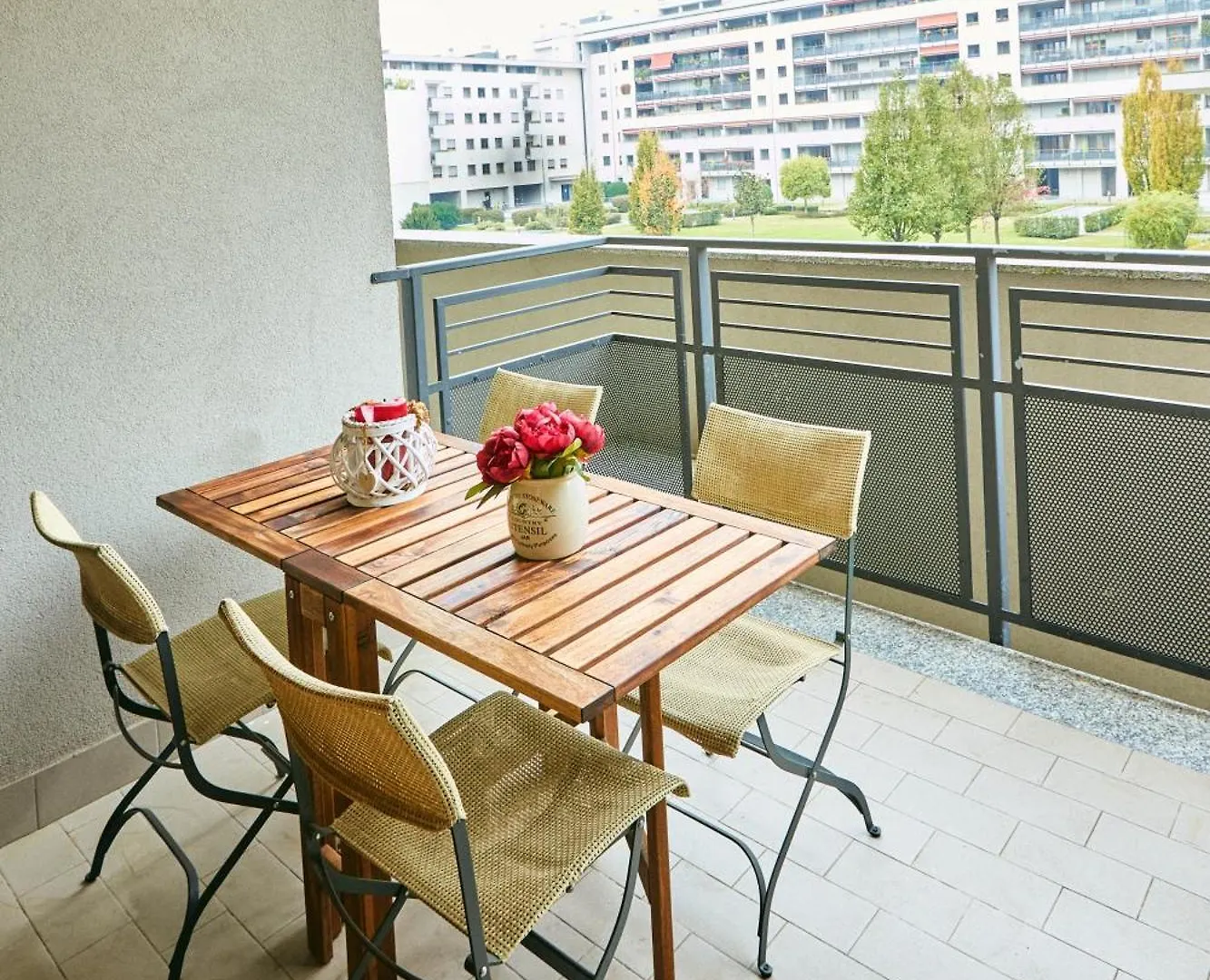 Il Comfort Dello Spazio, In Un Bilocale Mediolan Apartament